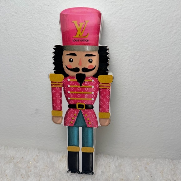 Winner Choice Fashion Stylish Wood Cutout Art piece winner choice pick one - Picture 2 of 11